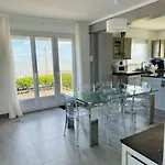 Demeure Renovee Front De Villa Courseulles-sur-Mer