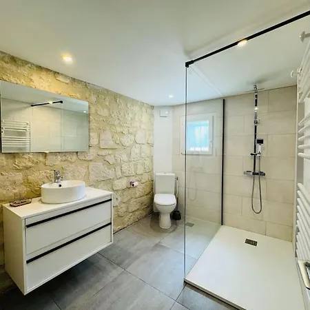 Demeure Renovee Front De Vila *