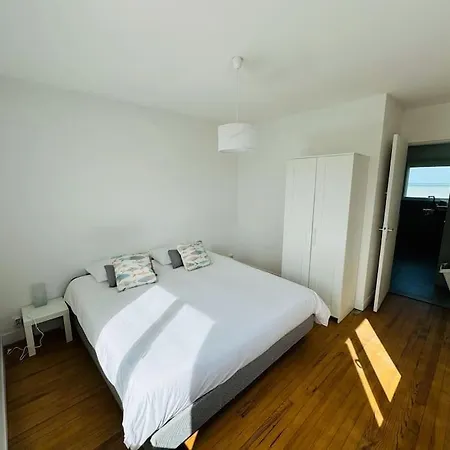 Demeure Renovee Front De *