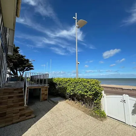 Vila Demeure Renovee Front De Courseulles-sur-Mer