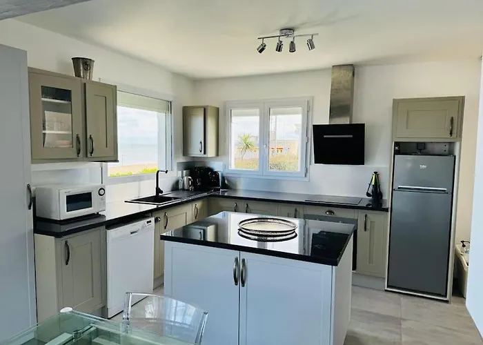 Demeure Rénovée Front De * Courseulles-sur-Mer