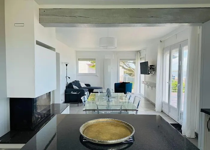 Villa Demeure Rénovée Front De