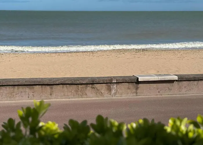 Demeure Rénovée Front De *