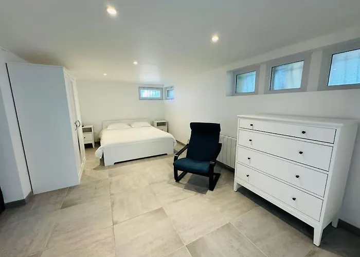 Demeure Renovee Front De Courseulles-sur-Mer