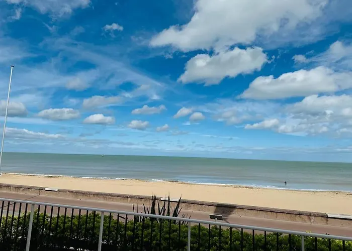 Demeure Rénovée Front De * Courseulles-sur-Mer